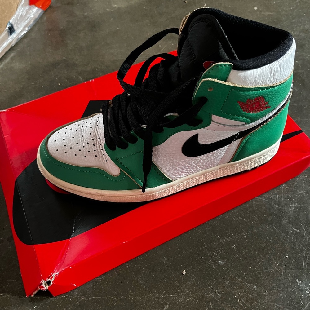 Green lucky Jordan 1 ; Sz 7W